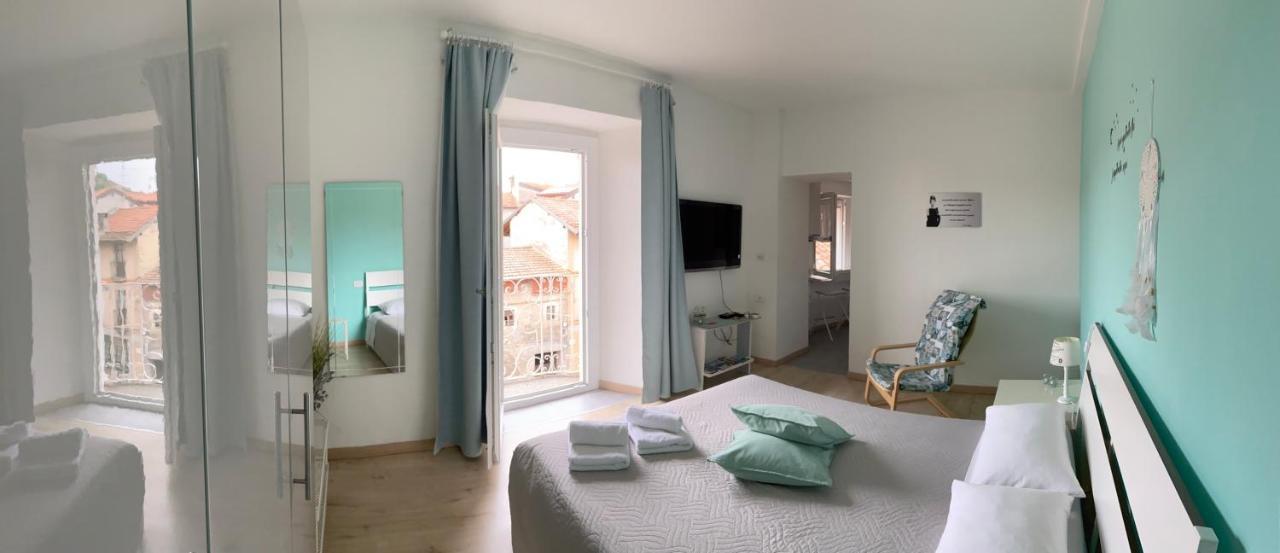 Il Nido Di Tiffany Apartment Massino Visconti ภายนอก รูปภาพ